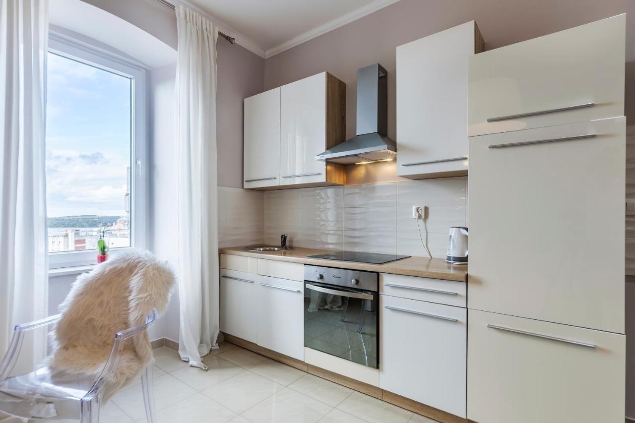 Captain Emo City Apartments Πούλα Εξωτερικό φωτογραφία