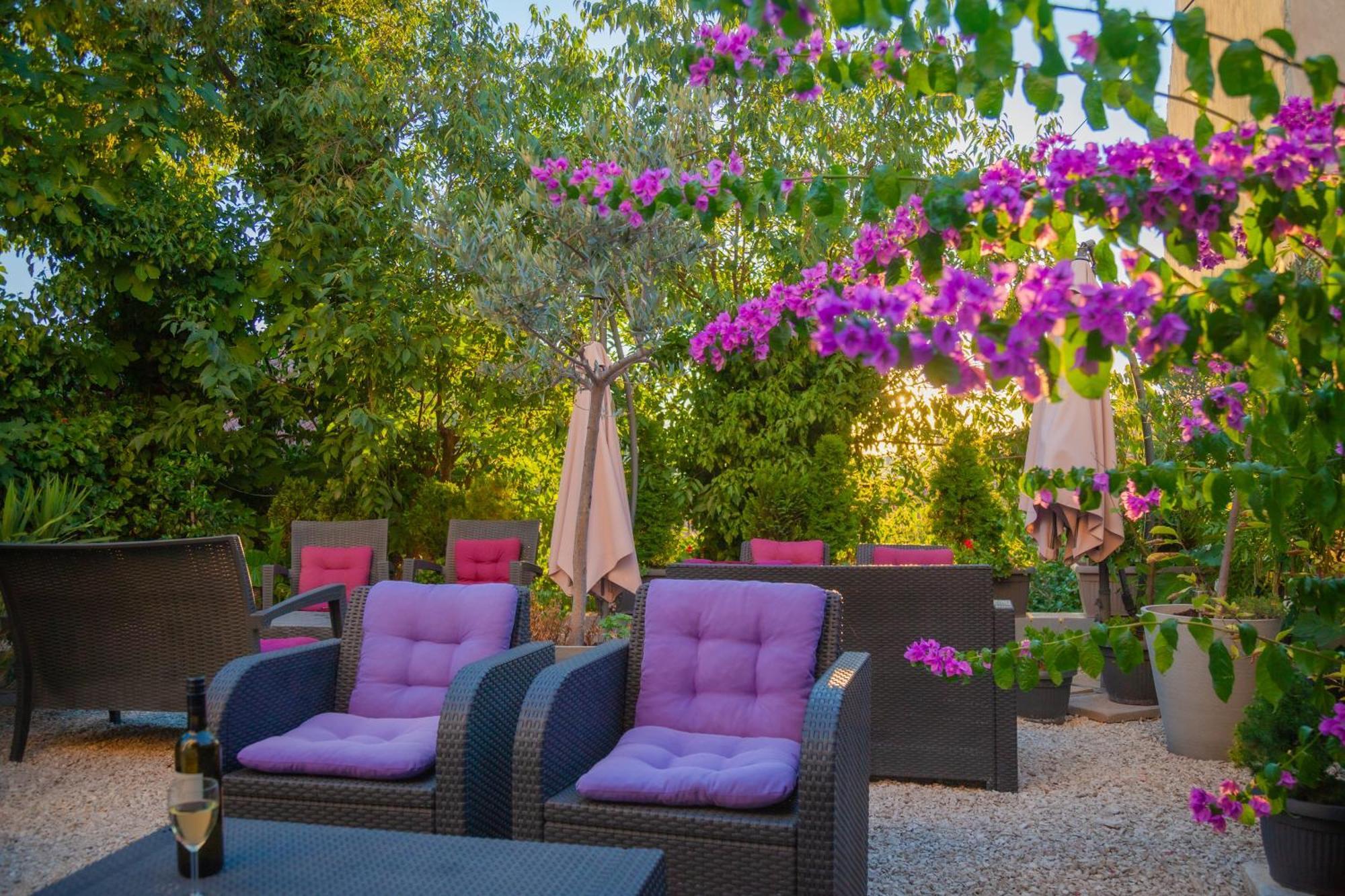 Captain Emo City Apartments Πούλα Εξωτερικό φωτογραφία